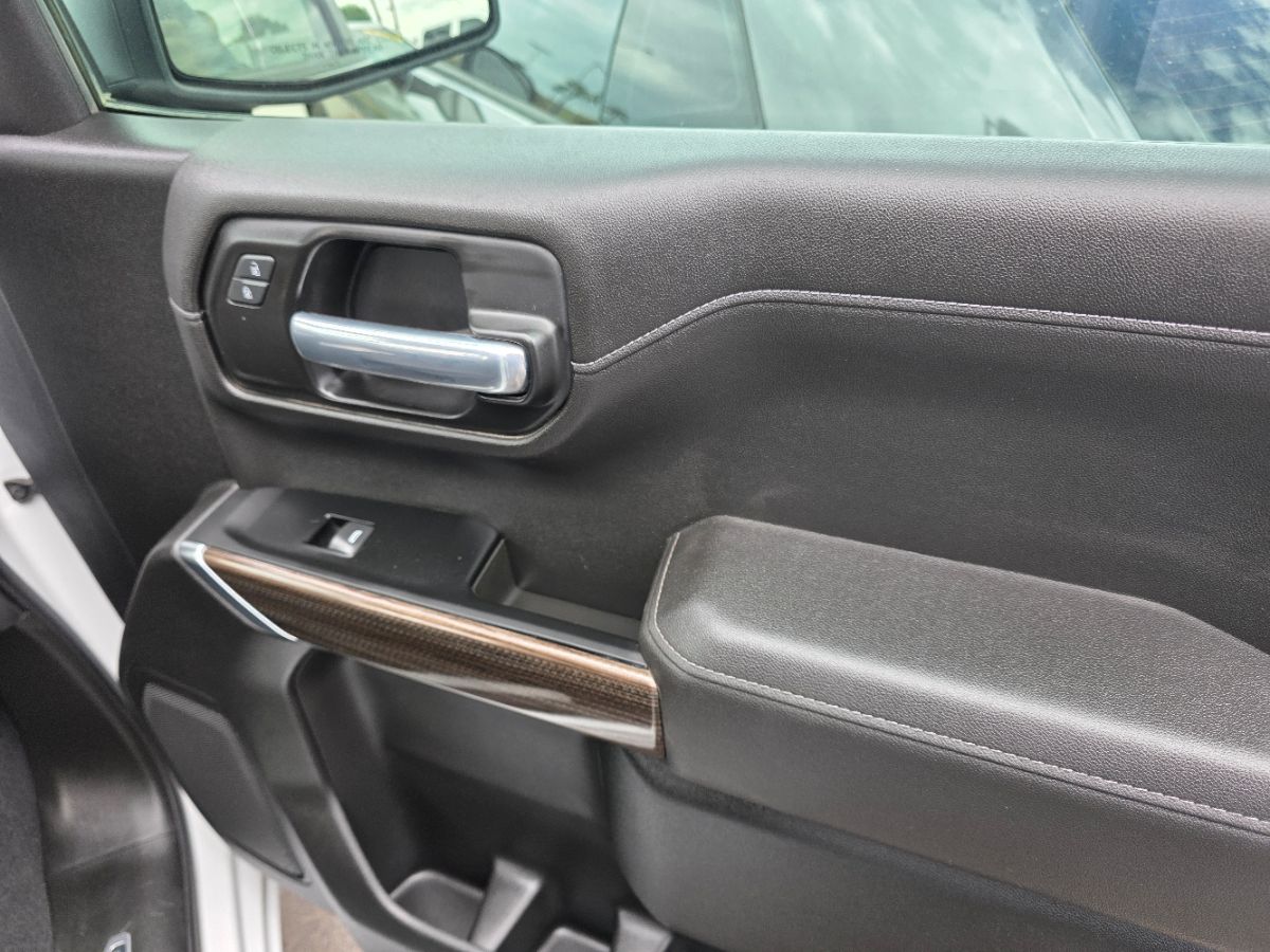 2021 Chevrolet Silverado 1500 LT photo 19