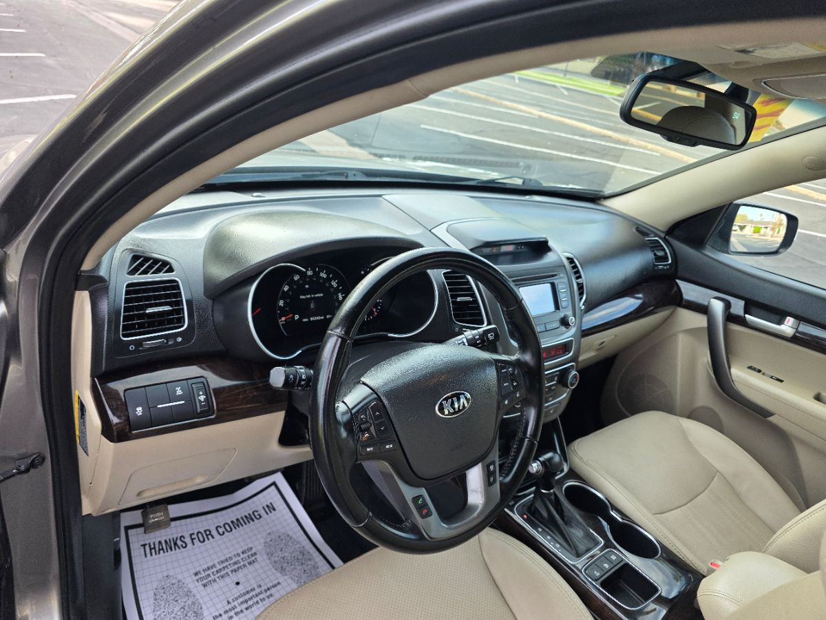 2015 Kia Sorento EX photo 12