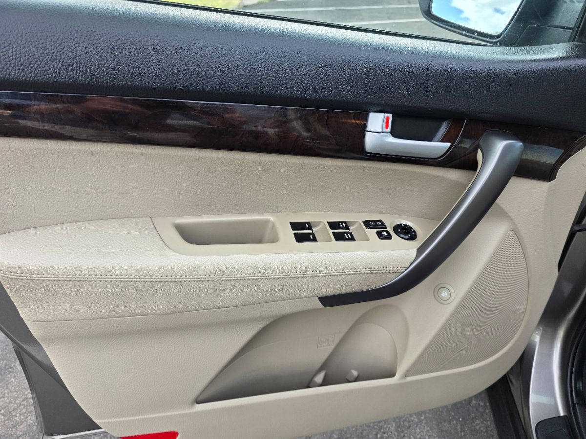 2015 Kia Sorento EX photo 14