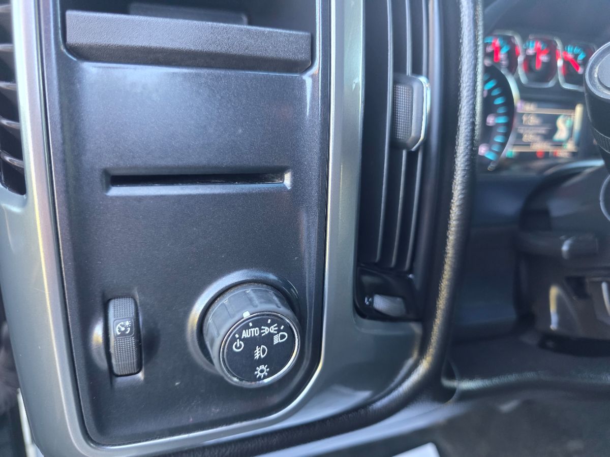 2018 Chevrolet Silverado 1500 LT Texas Edition photo 11