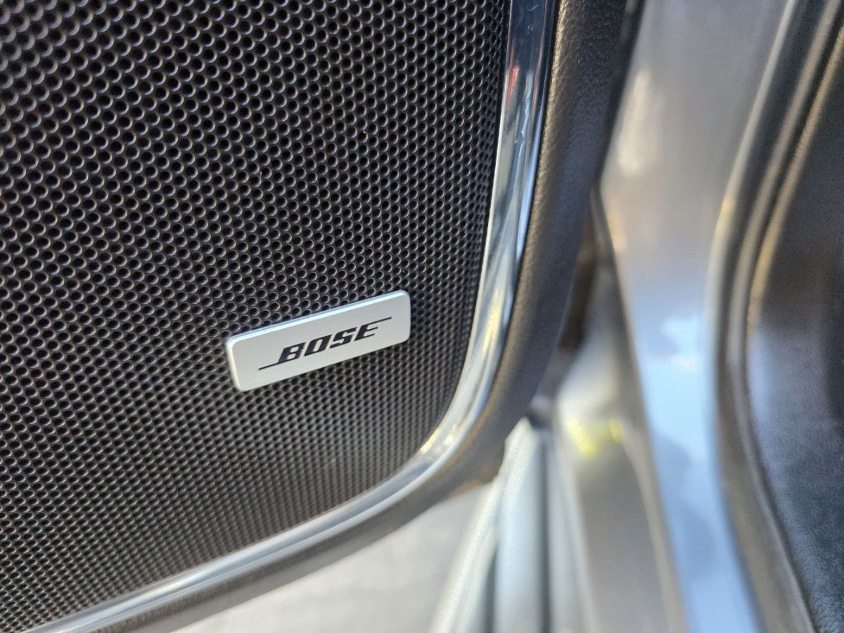 2018 Chevrolet Tahoe LT photo 16