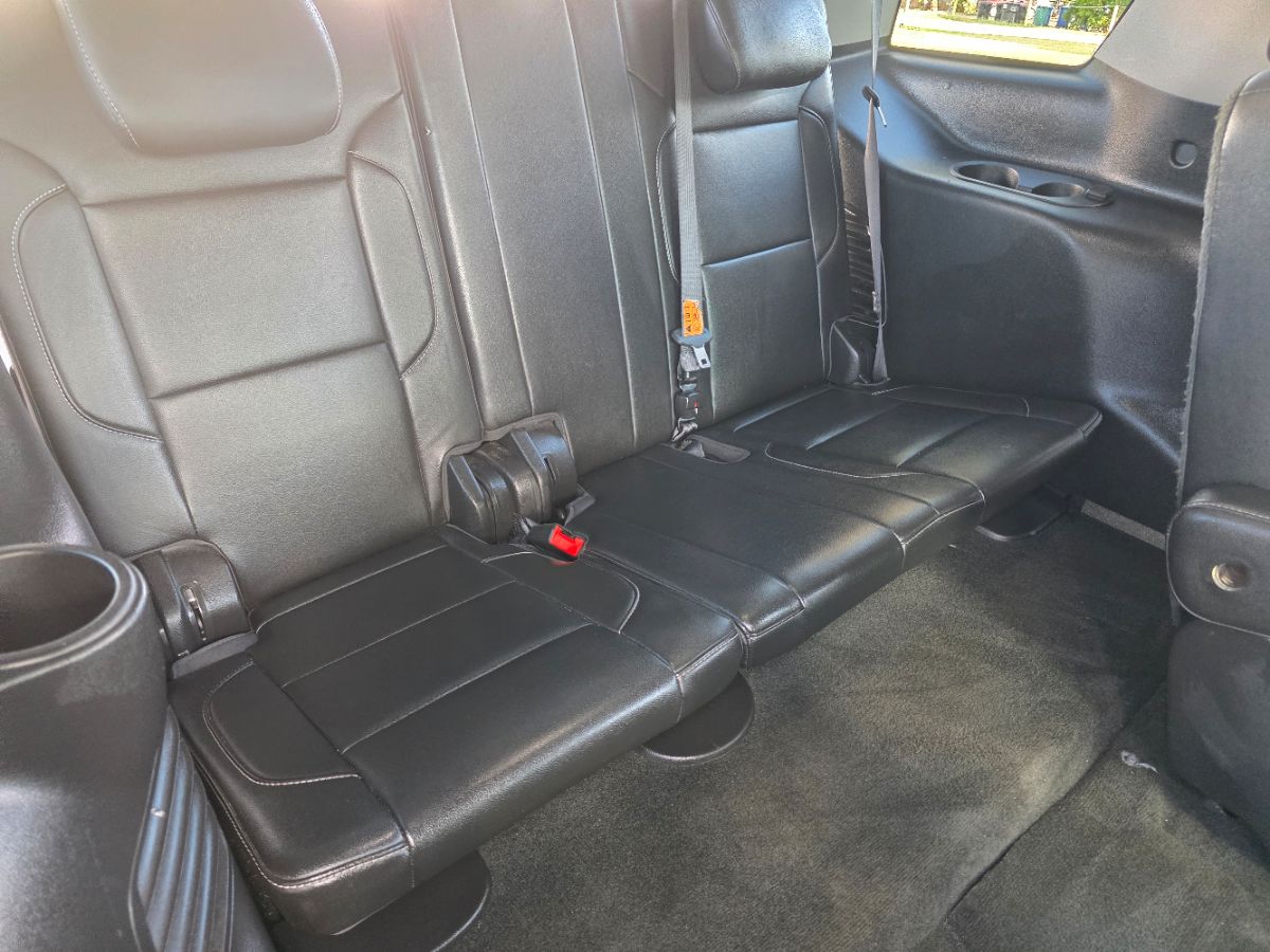 2018 Chevrolet Tahoe LT photo 32