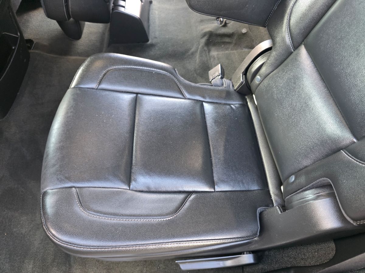 2018 Chevrolet Tahoe LT photo 35