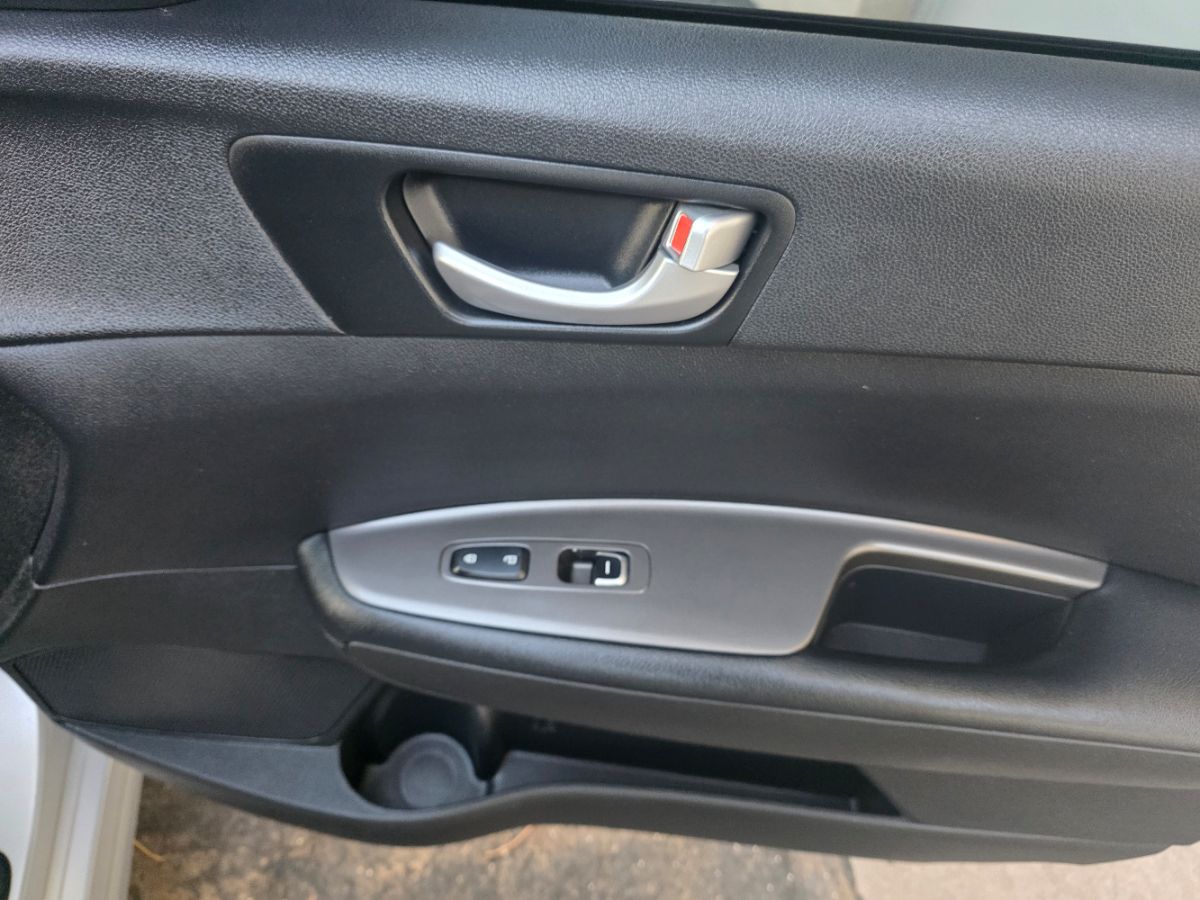 2019 Kia Optima LX photo 28