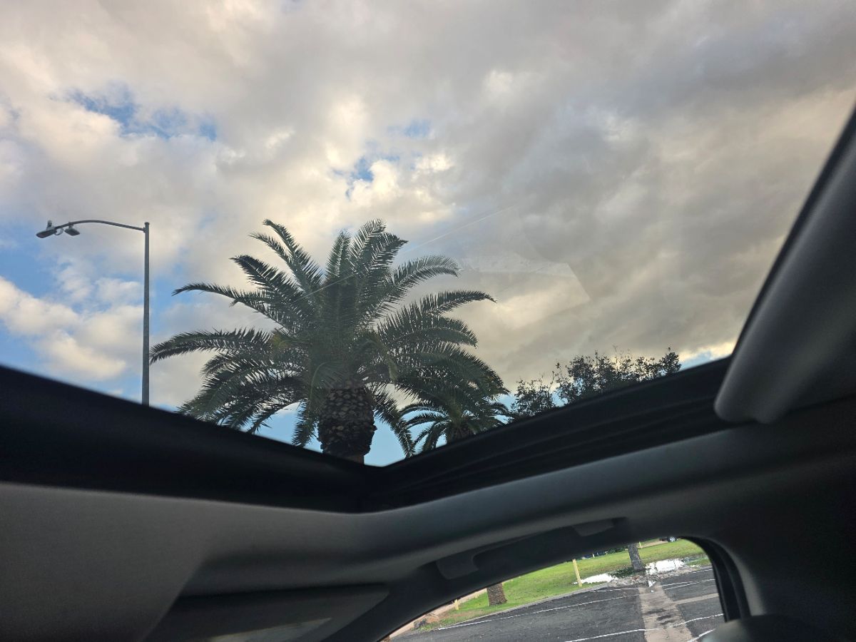 2015 Chevrolet Tahoe LT photo 4