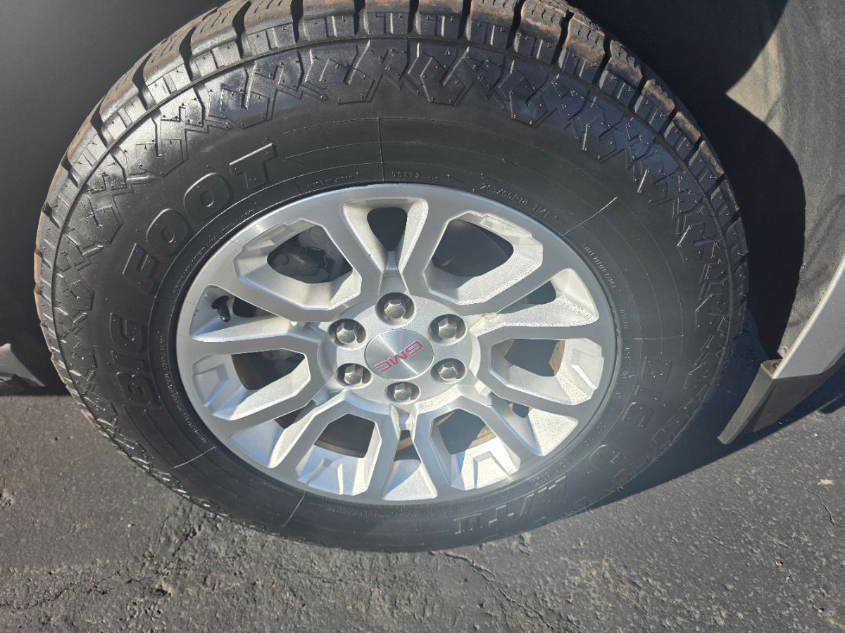 2016 GMC Yukon SLT - Photo 11