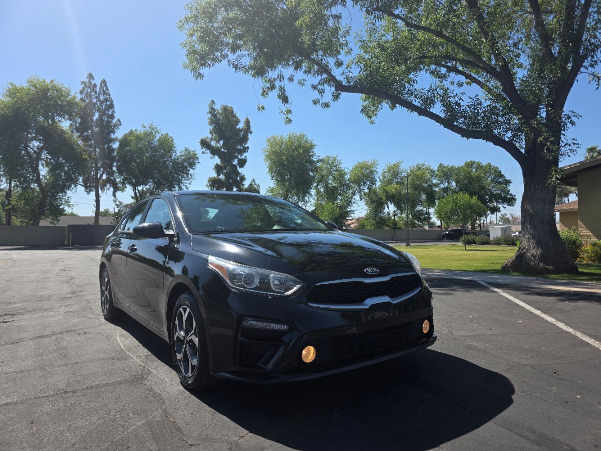 2020 Kia Forte LXS FWD photo