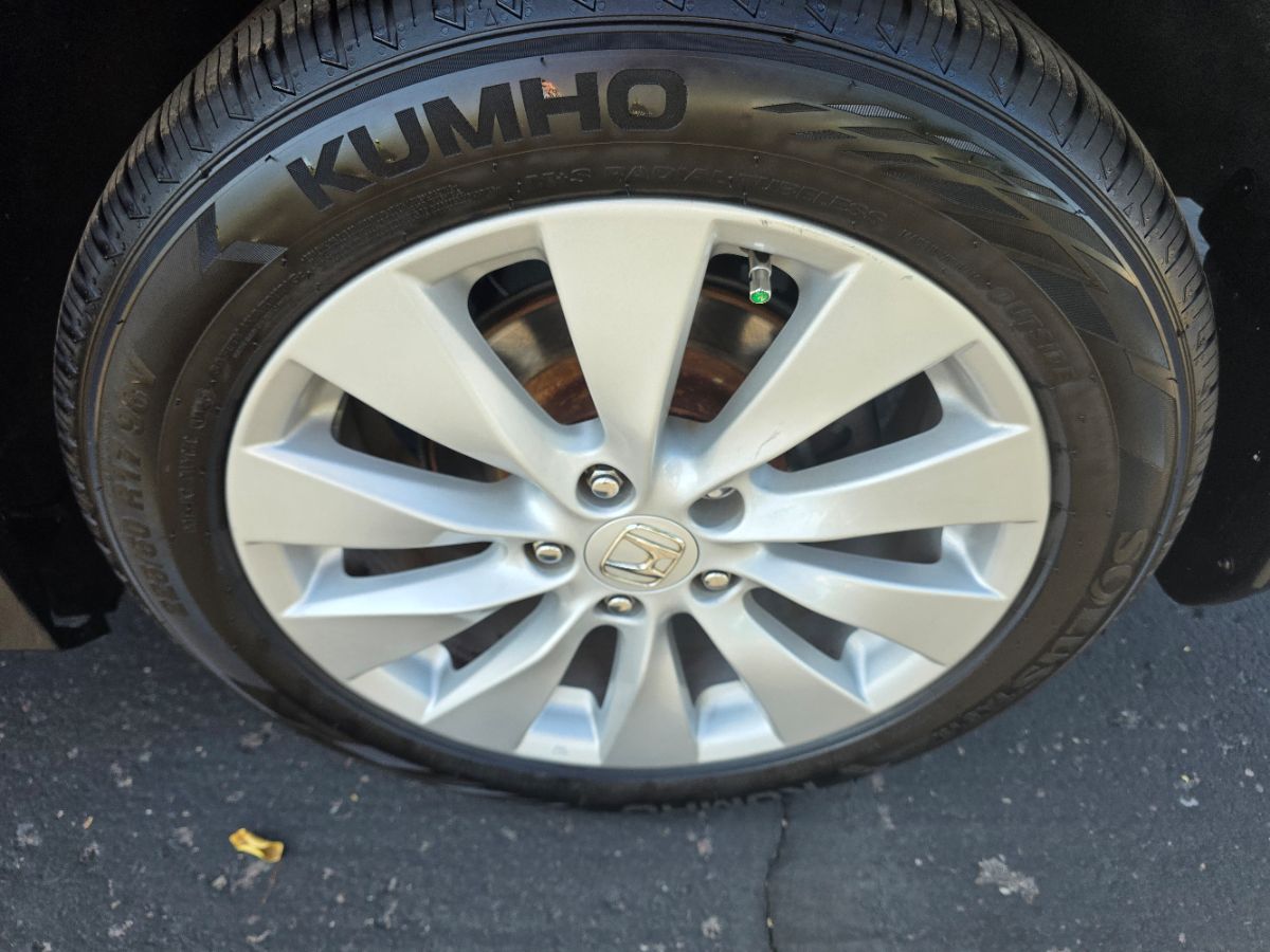 2015 Honda Accord EX-L - Photo 11