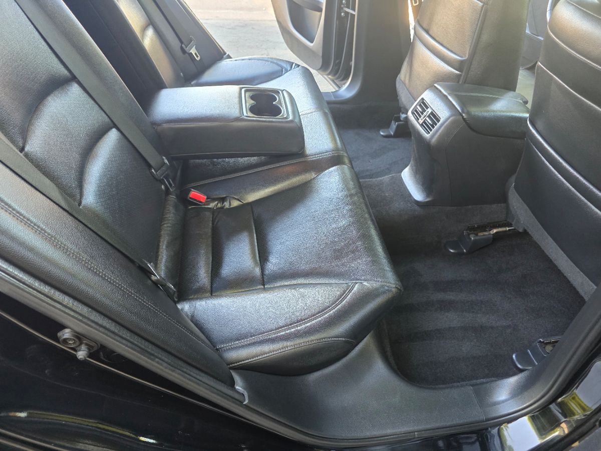 2015 Honda Accord EX-L - Photo 29