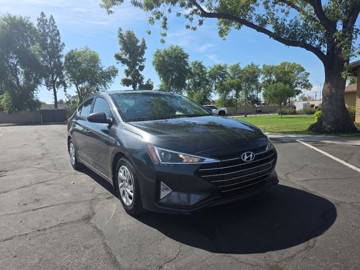 2020 Hyundai Elantra SE Lane Keep Assist Bluetooth Backup 40 MPG Got 2!
