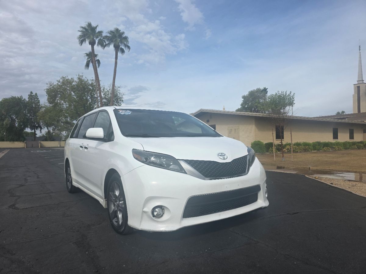 2015 Toyota Sienna SE ONE Owner Leather Bluetooth Backup Cam Got 2!