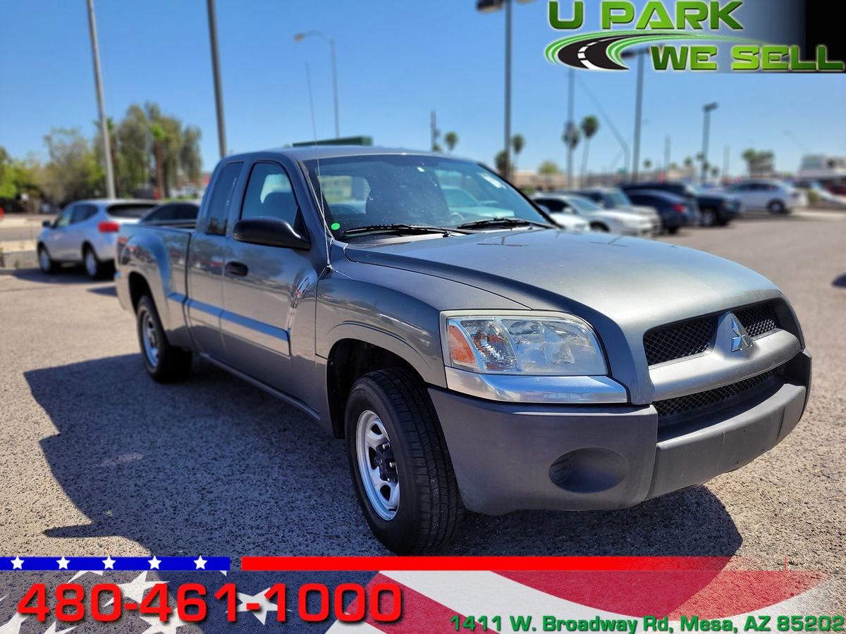 2007 Mitsubishi Raider LS