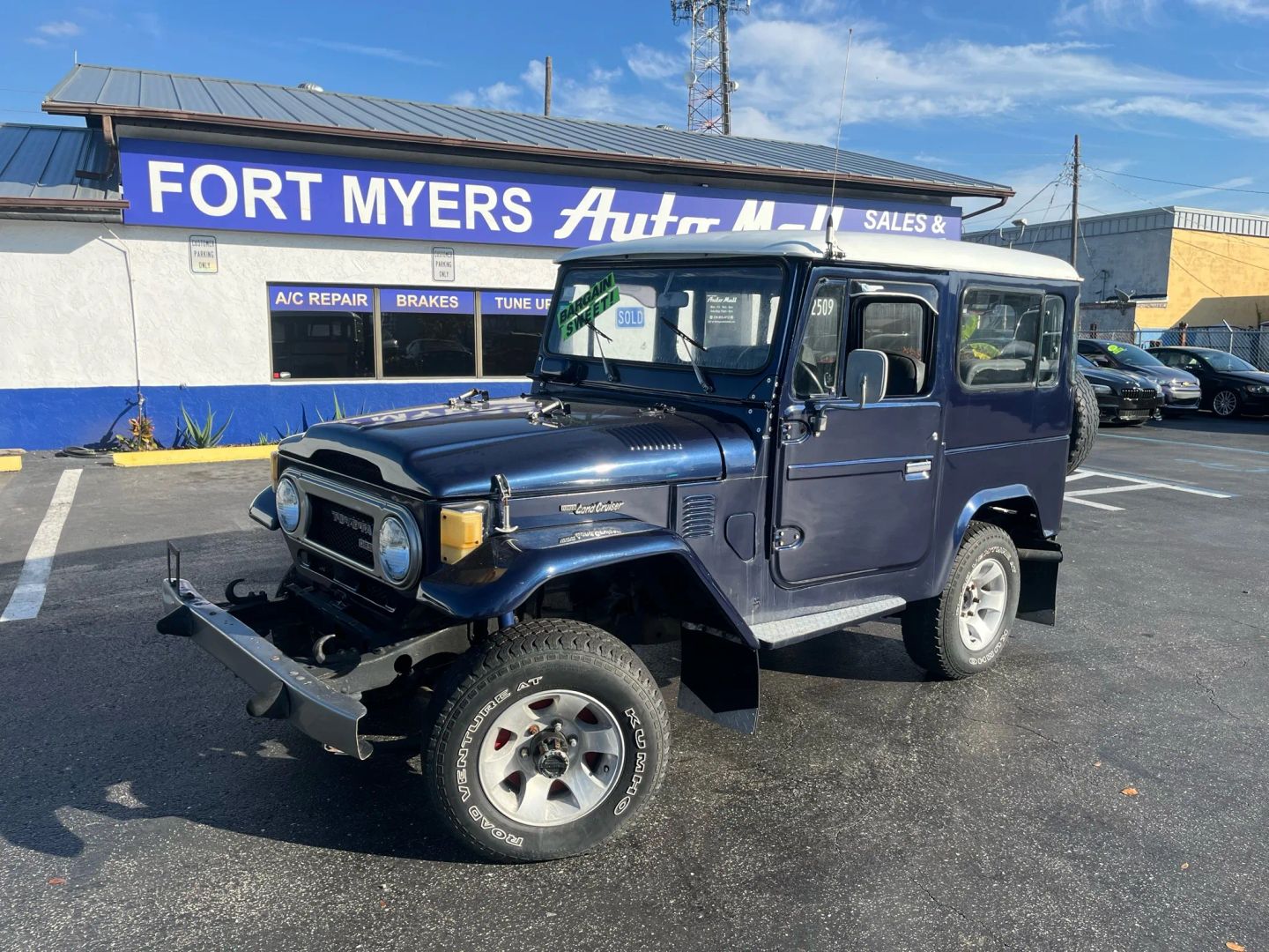 Toyota Land Cruiser photo 2