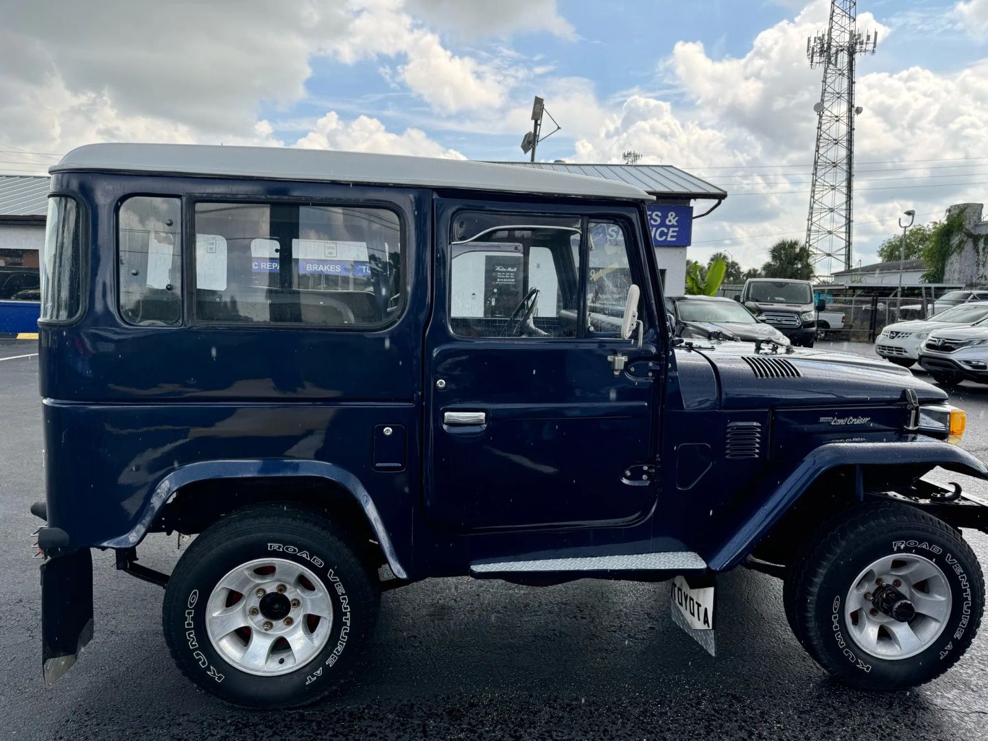 Toyota Land Cruiser photo 16