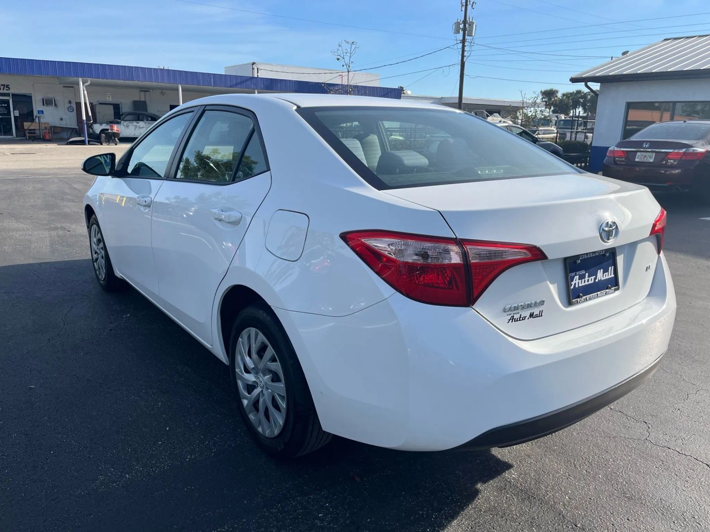 2019 Toyota Corolla LE - Photo 15