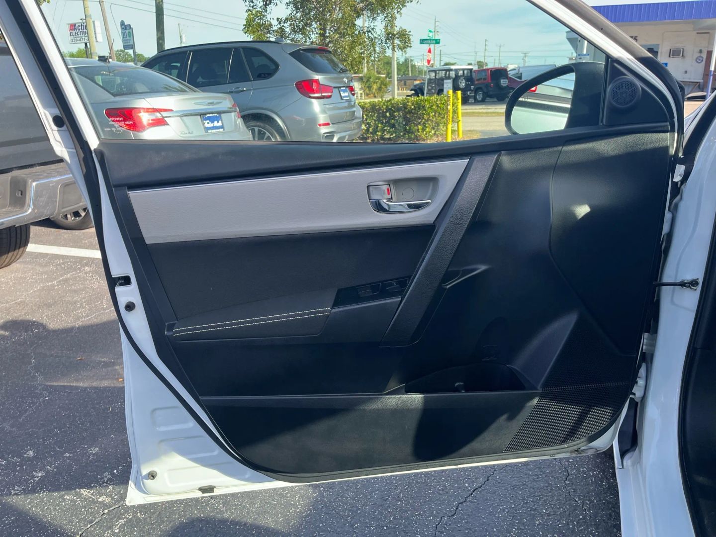 Toyota Corolla photo 19