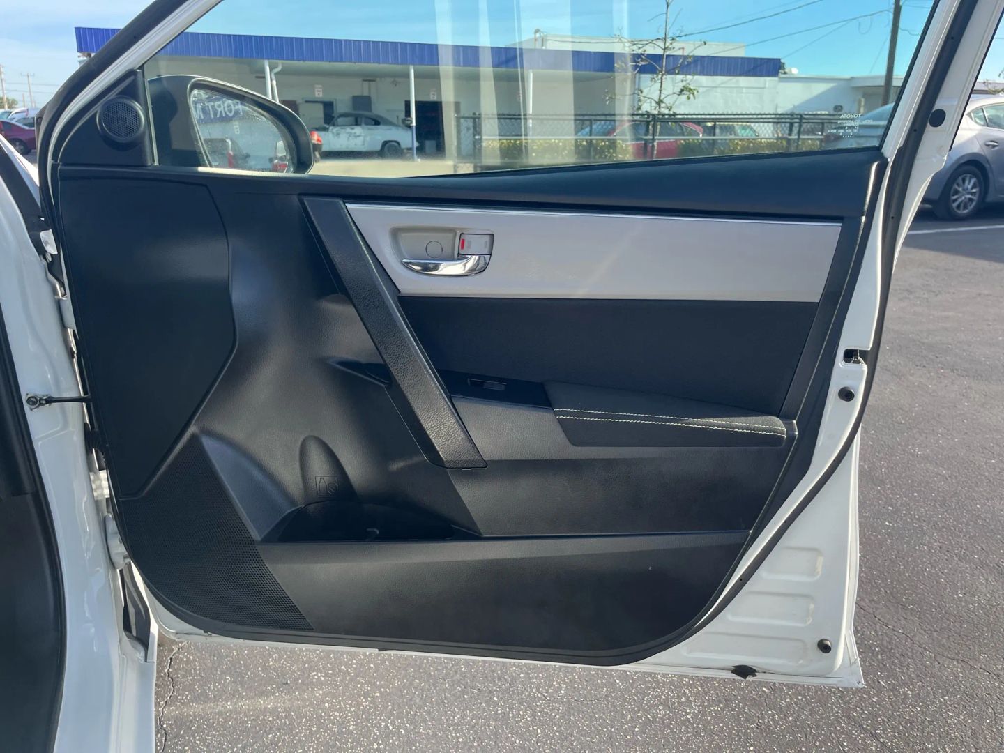 Toyota Corolla photo 33