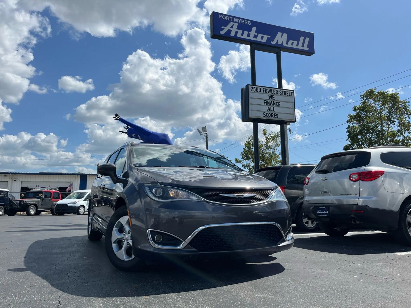 2017 Chrysler Pacifica Touring-L Plus - Photo 10
