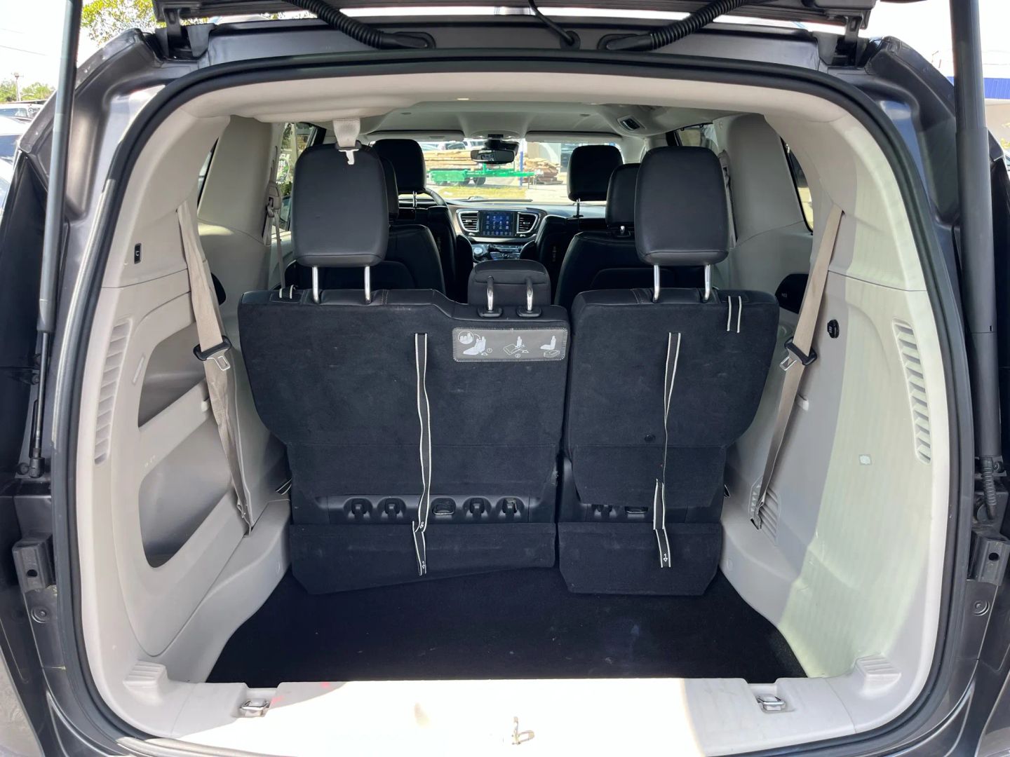 2017 Chrysler Pacifica Touring-L Plus - Photo 25