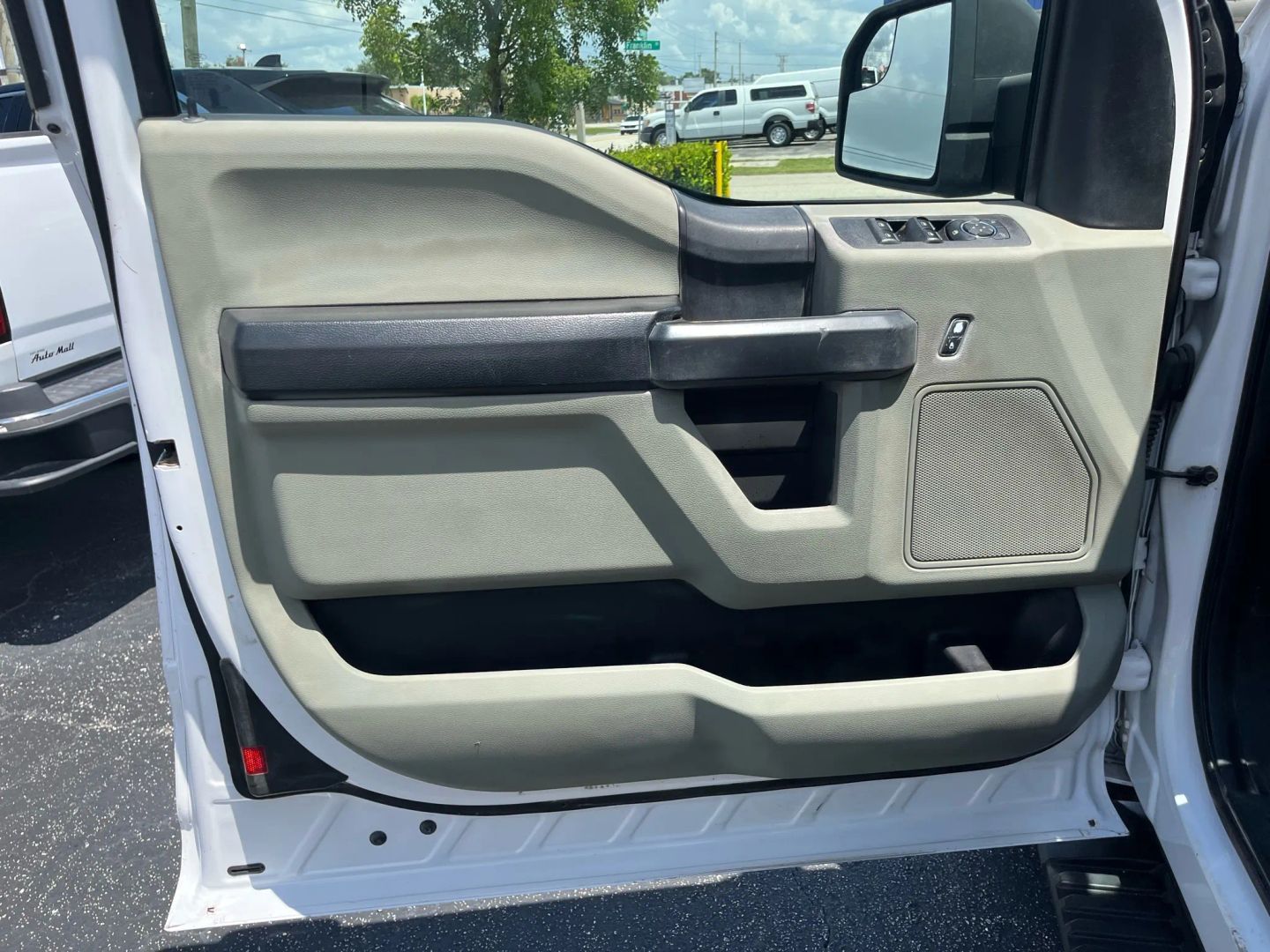 2018 Ford F-150 XL - Photo 16