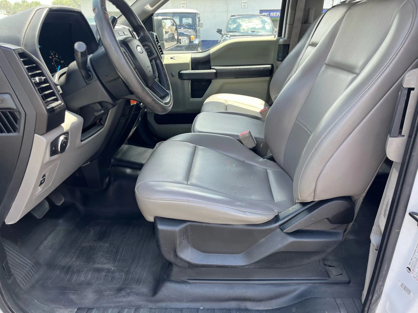 2018 Ford F-150 XL - Photo 17