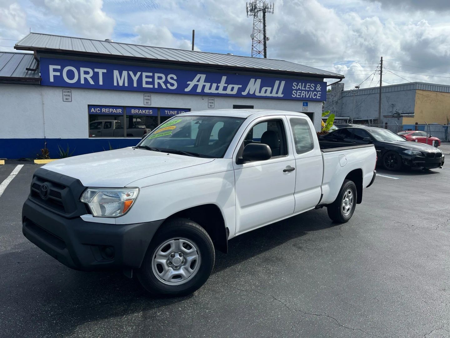 2015 Toyota Tacoma Base - Photo 2