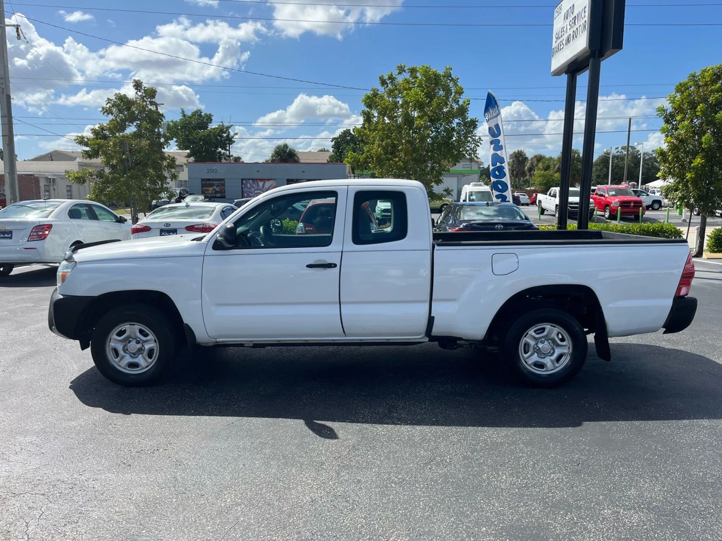 2015 Toyota Tacoma Base - Photo 9