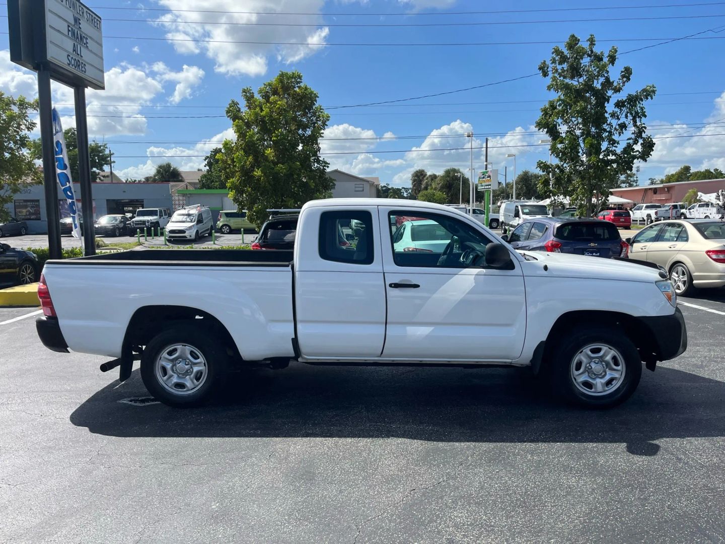2015 Toyota Tacoma Base - Photo 13