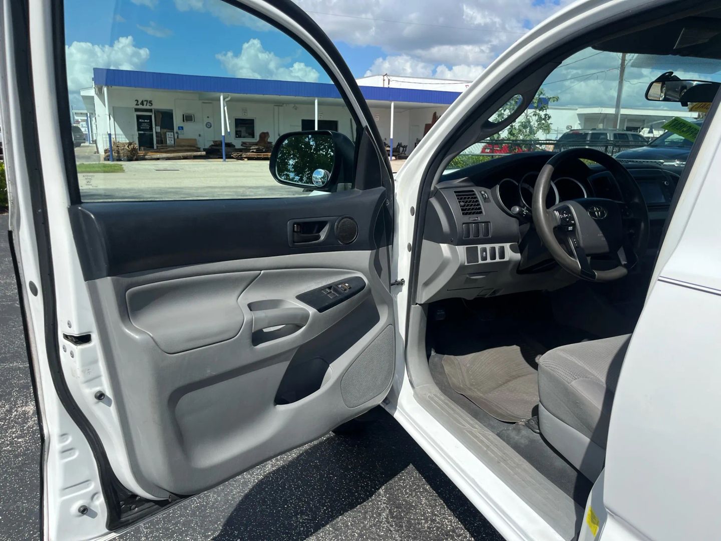 2015 Toyota Tacoma Base - Photo 17