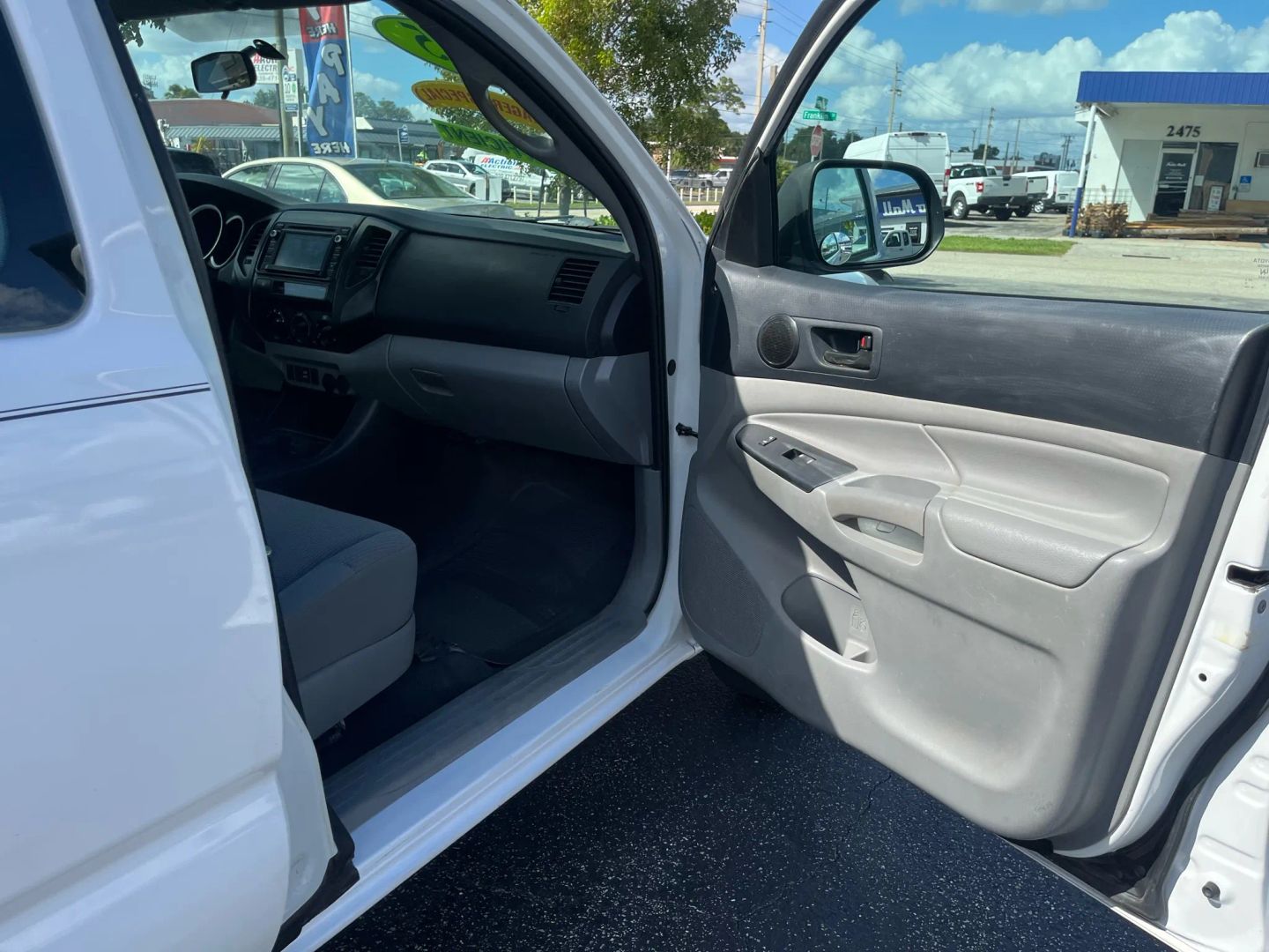 2015 Toyota Tacoma Base - Photo 29