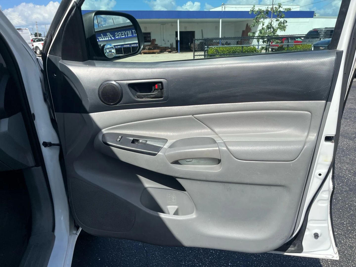 2015 Toyota Tacoma Base - Photo 30