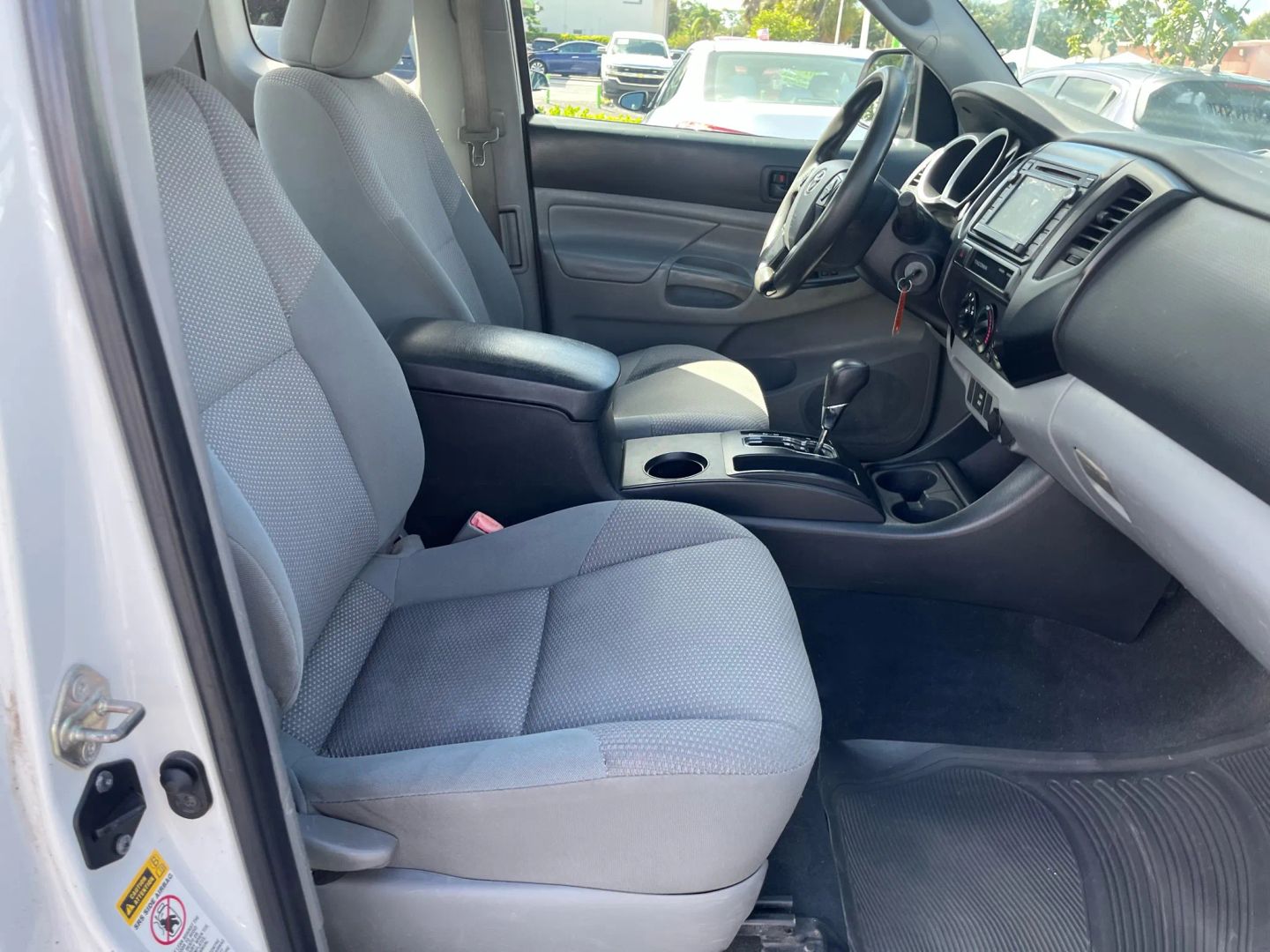 2015 Toyota Tacoma Base - Photo 31