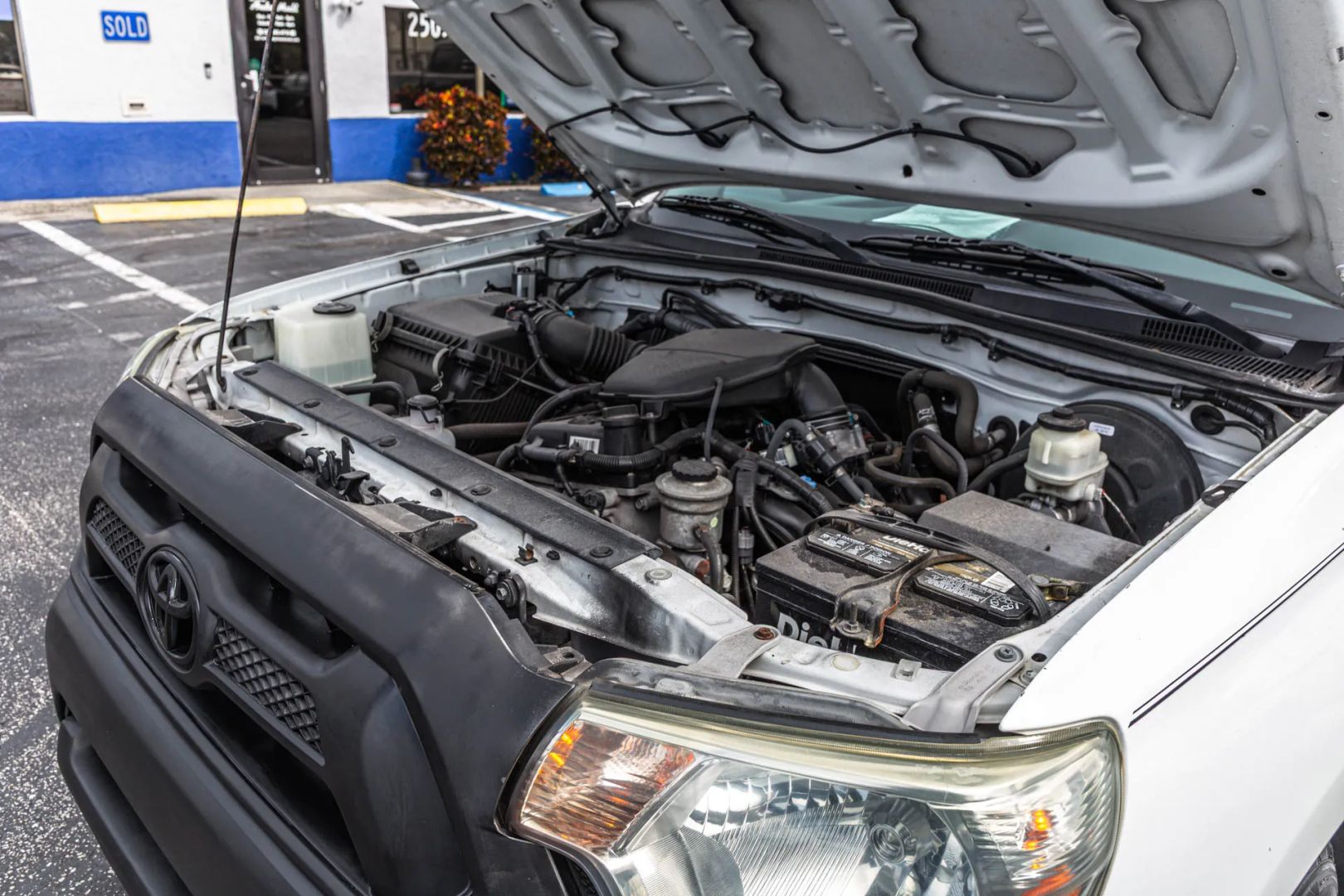Photo 61 of this Toyota Tacoma