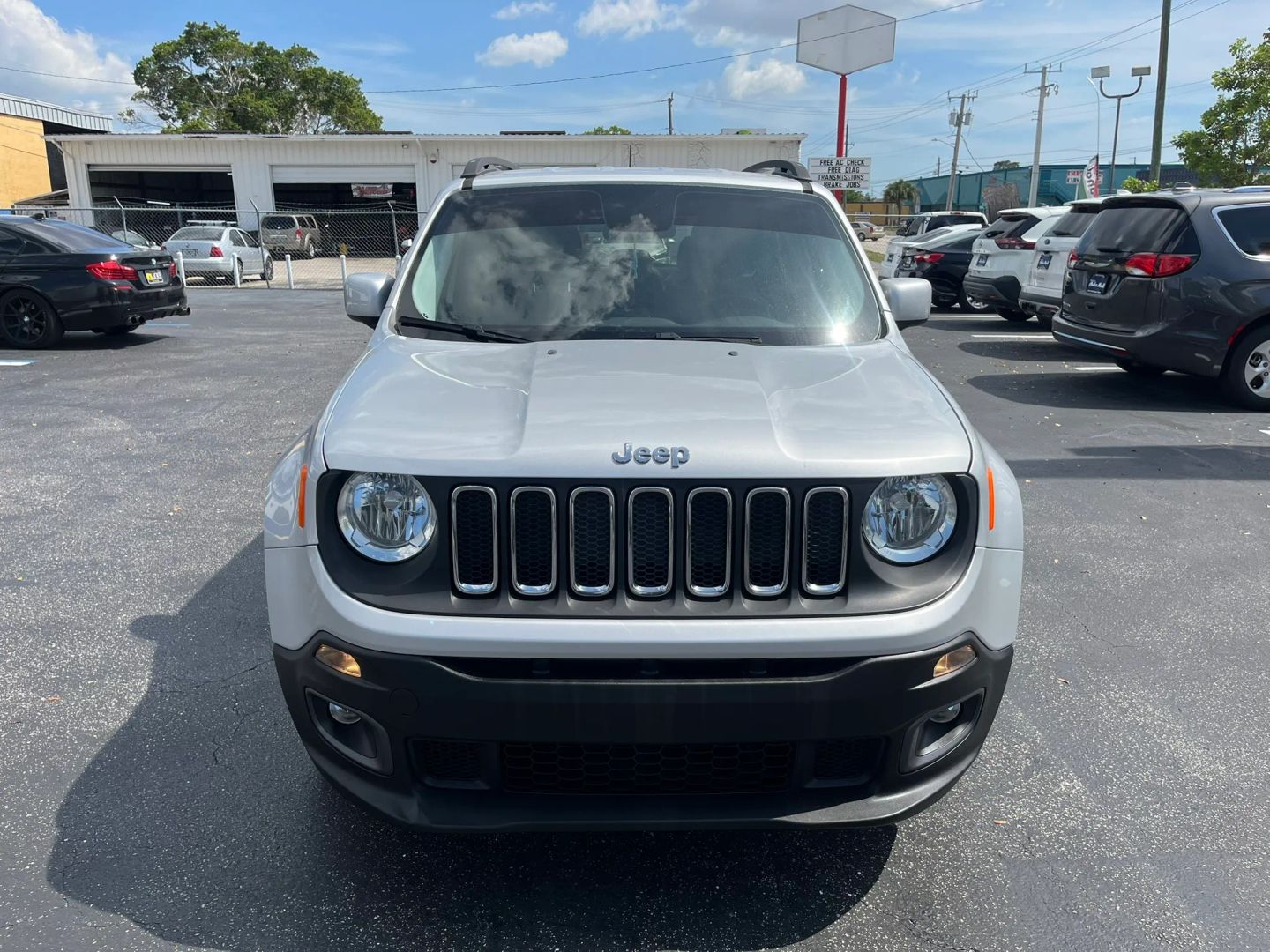 2017 Jeep Renegade Latitude - Photo 3