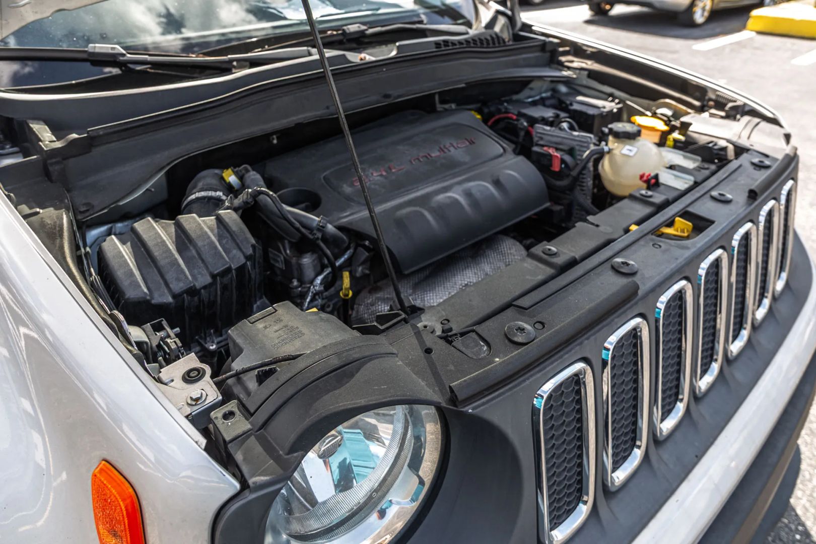 Photo 79 of this Jeep Renegade