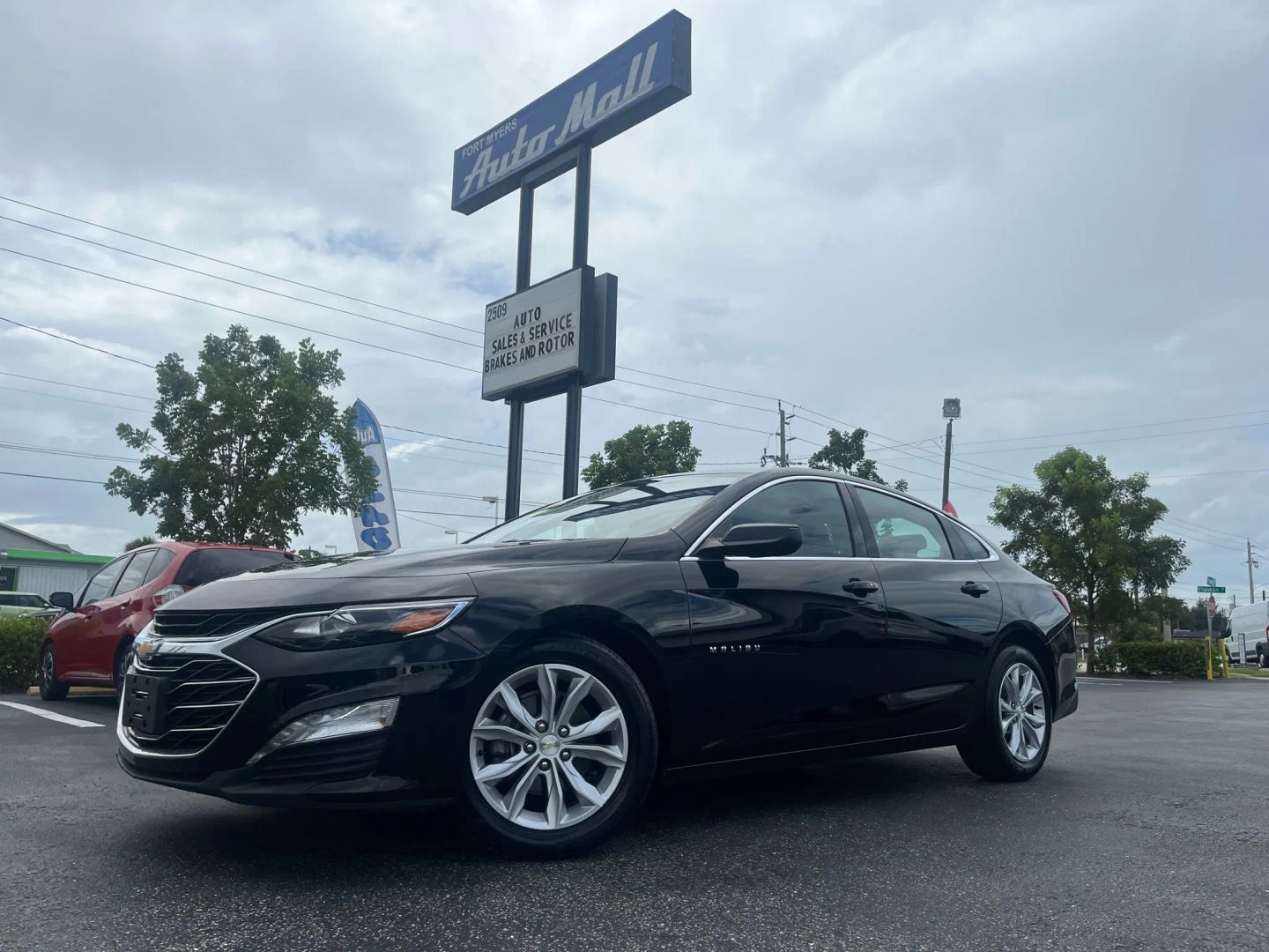 2023 Chevrolet Malibu 1LT - Photo 3