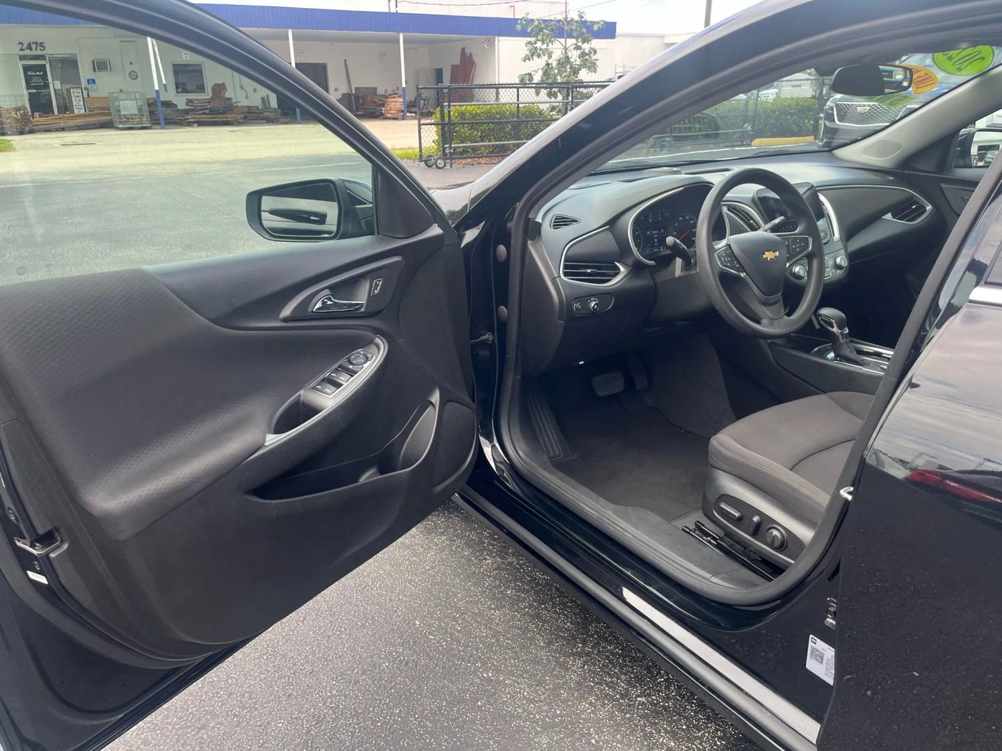 2023 Chevrolet Malibu 1LT - Photo 16