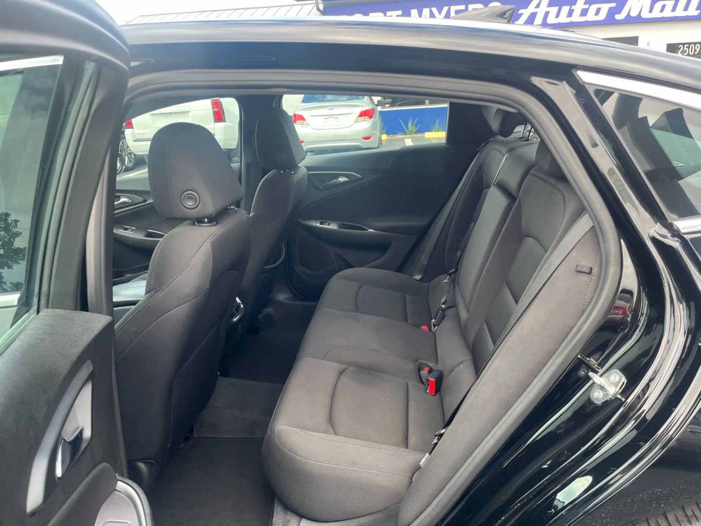 2023 Chevrolet Malibu 1LT - Photo 21