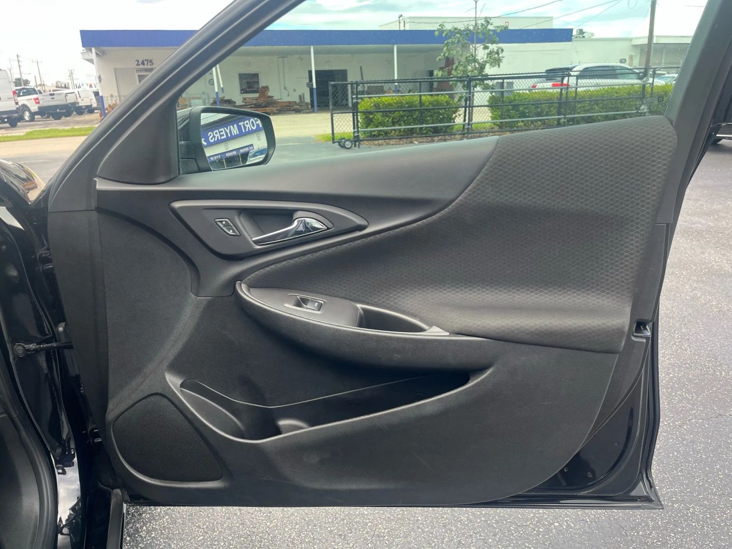 2023 Chevrolet Malibu 1LT - Photo 31