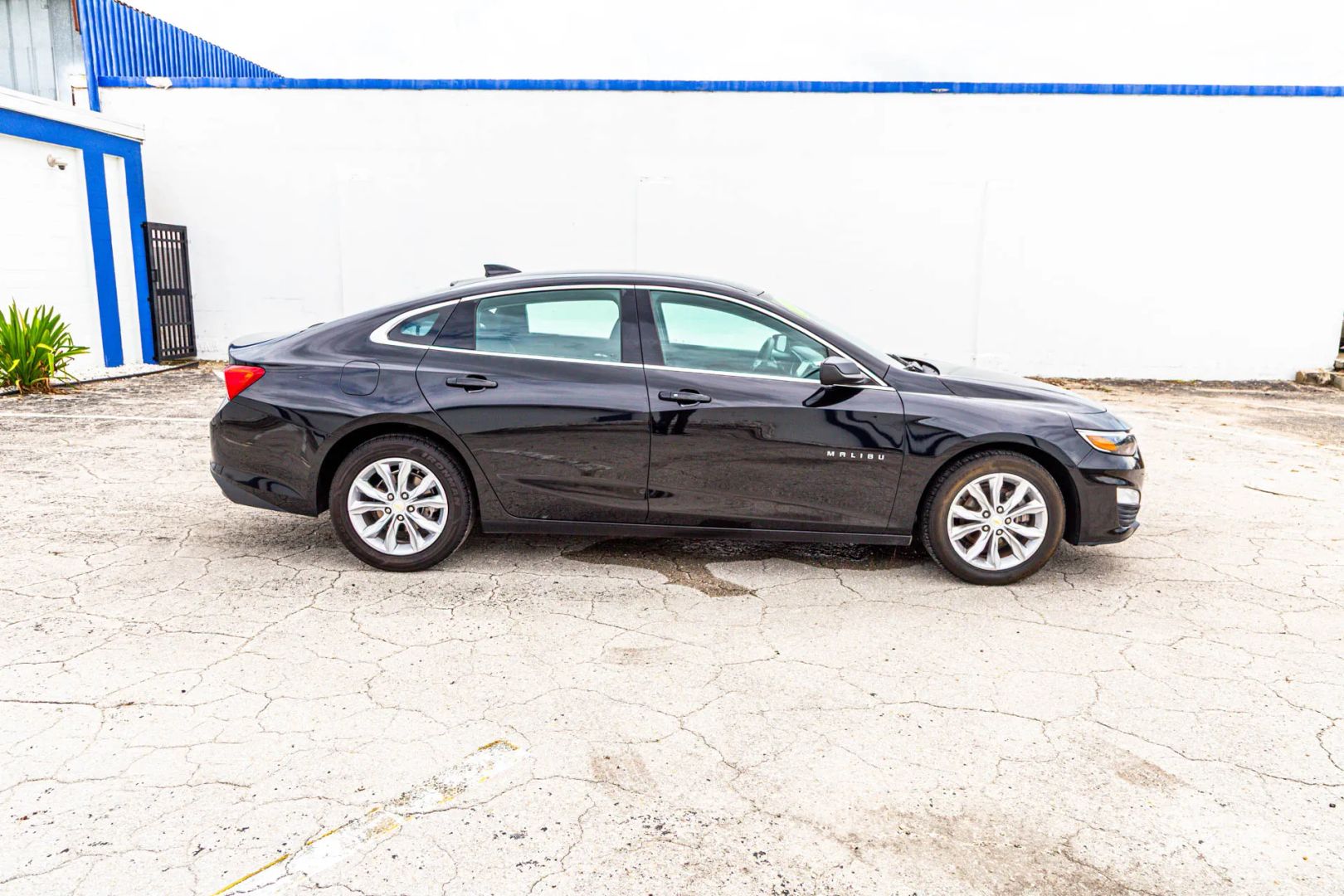 2023 Chevrolet Malibu 1LT - Photo 35