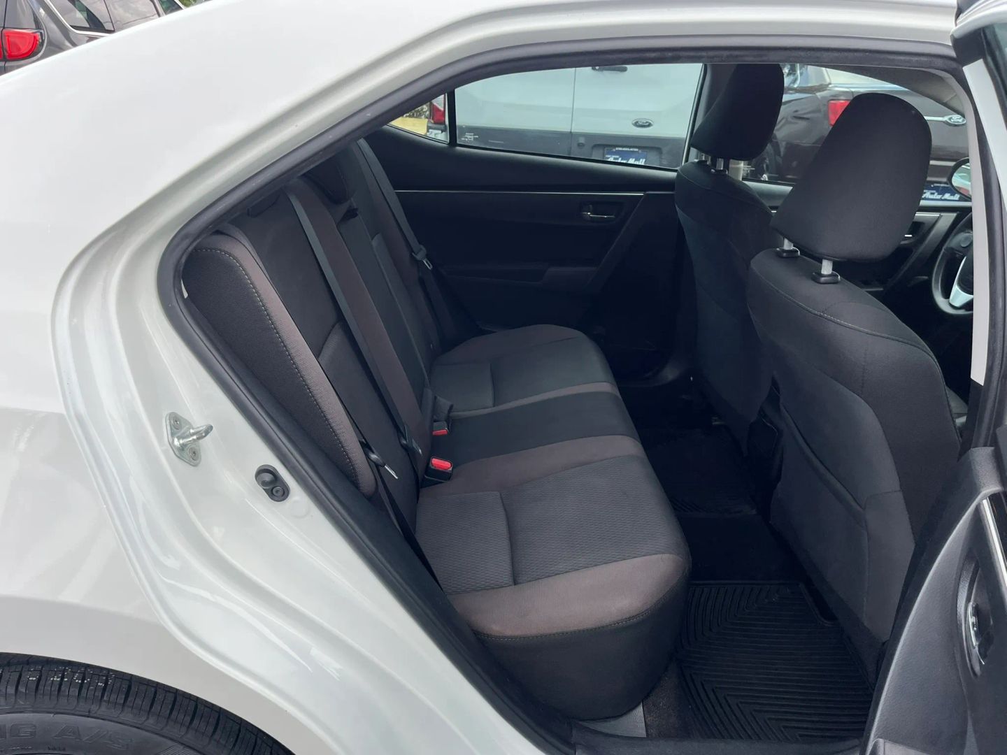 Toyota Corolla photo 31
