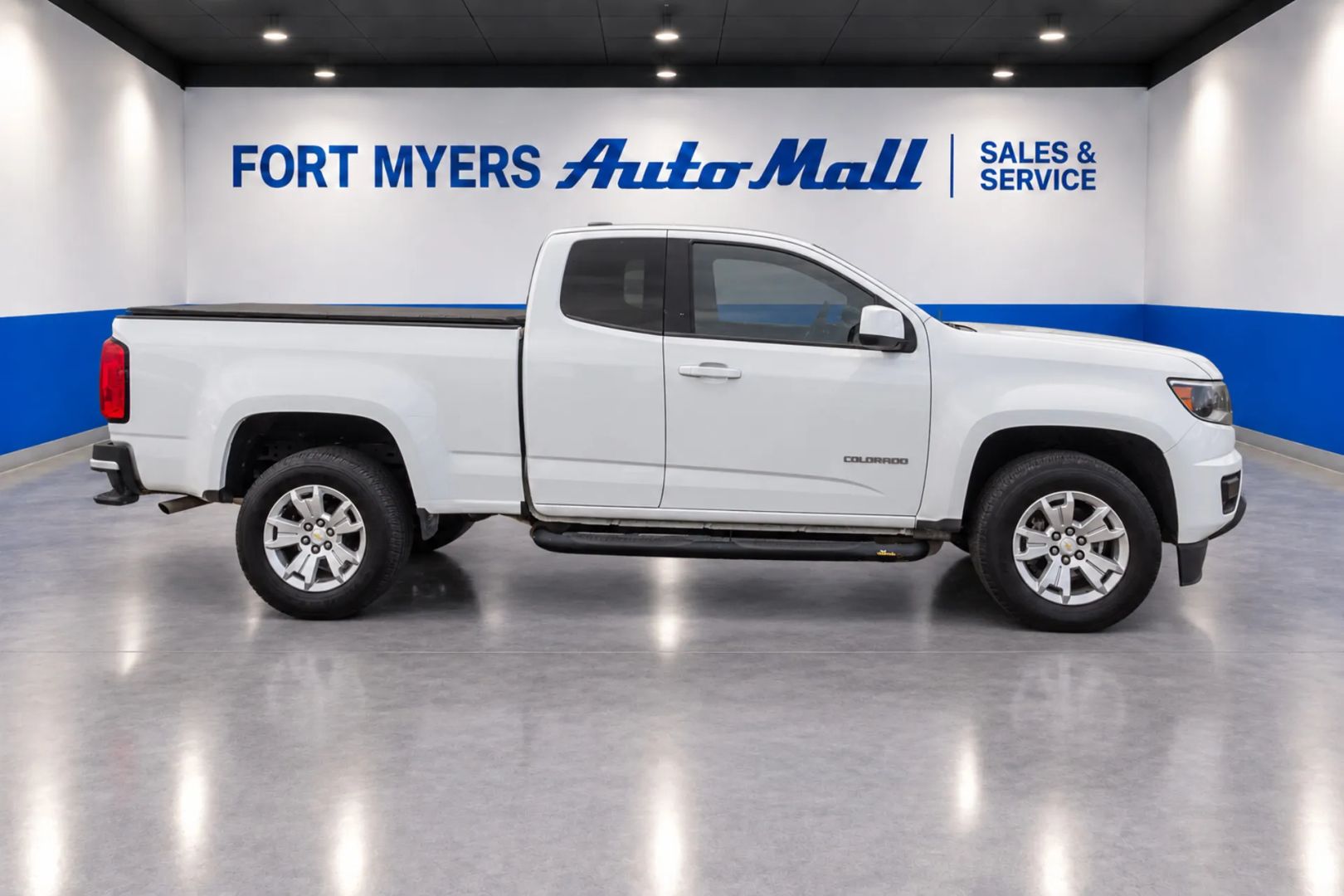 Photo 2 of this Chevrolet Colorado