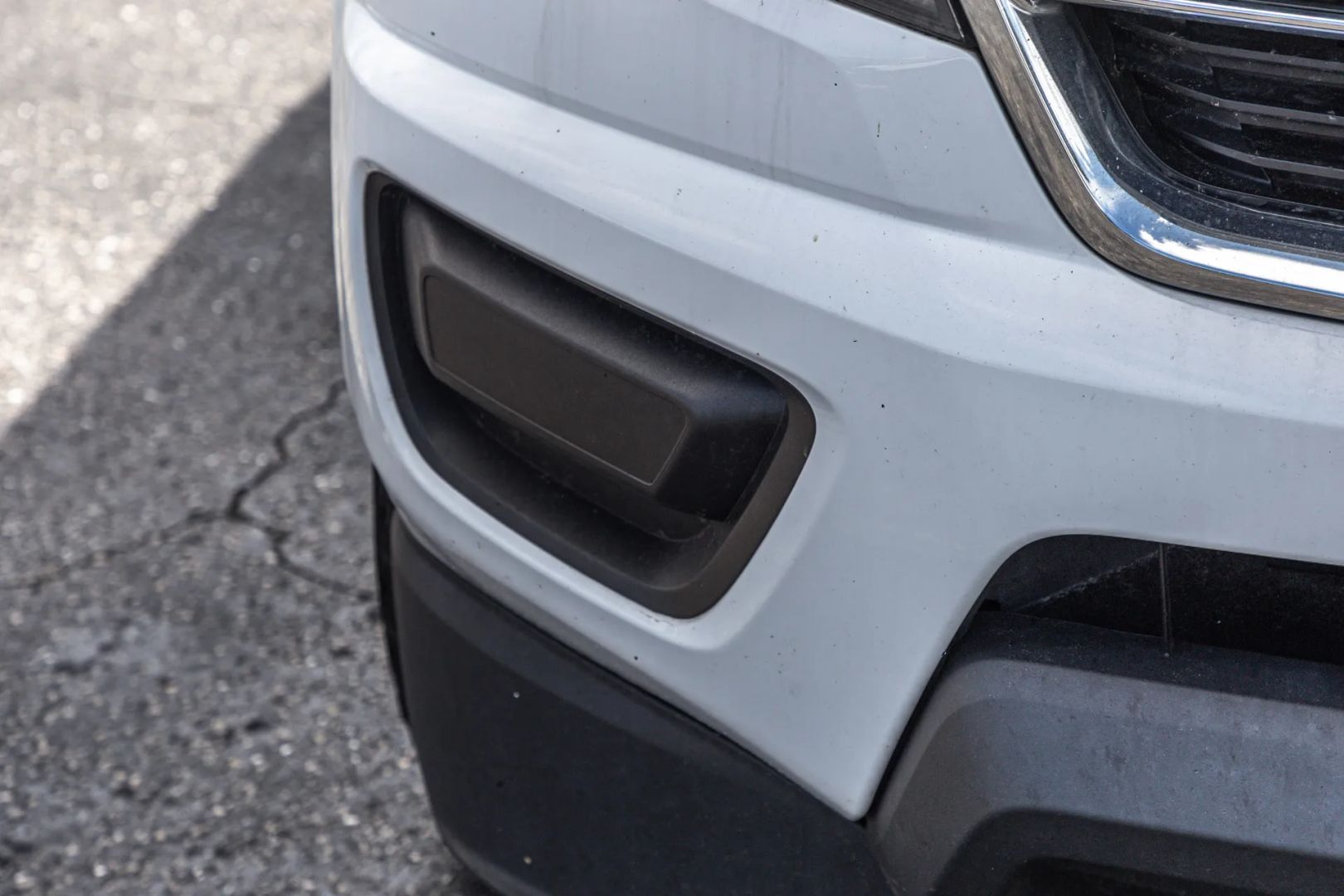 Photo 13 of this Chevrolet Colorado