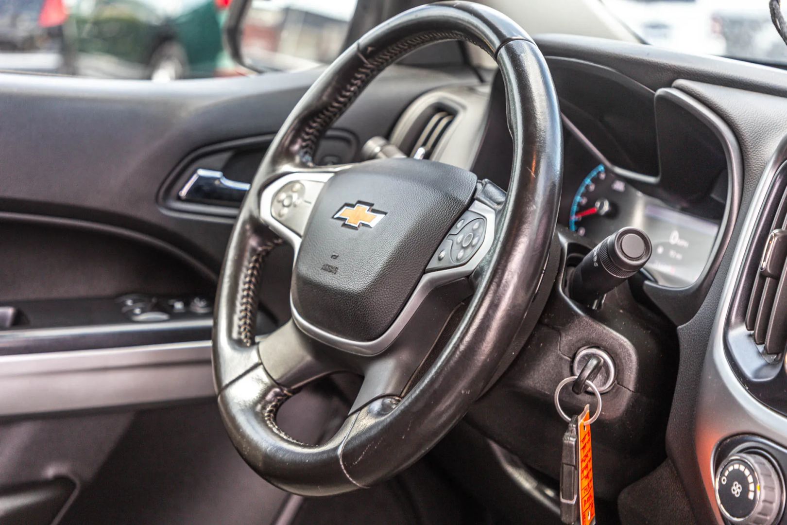 Photo 39 of this Chevrolet Colorado