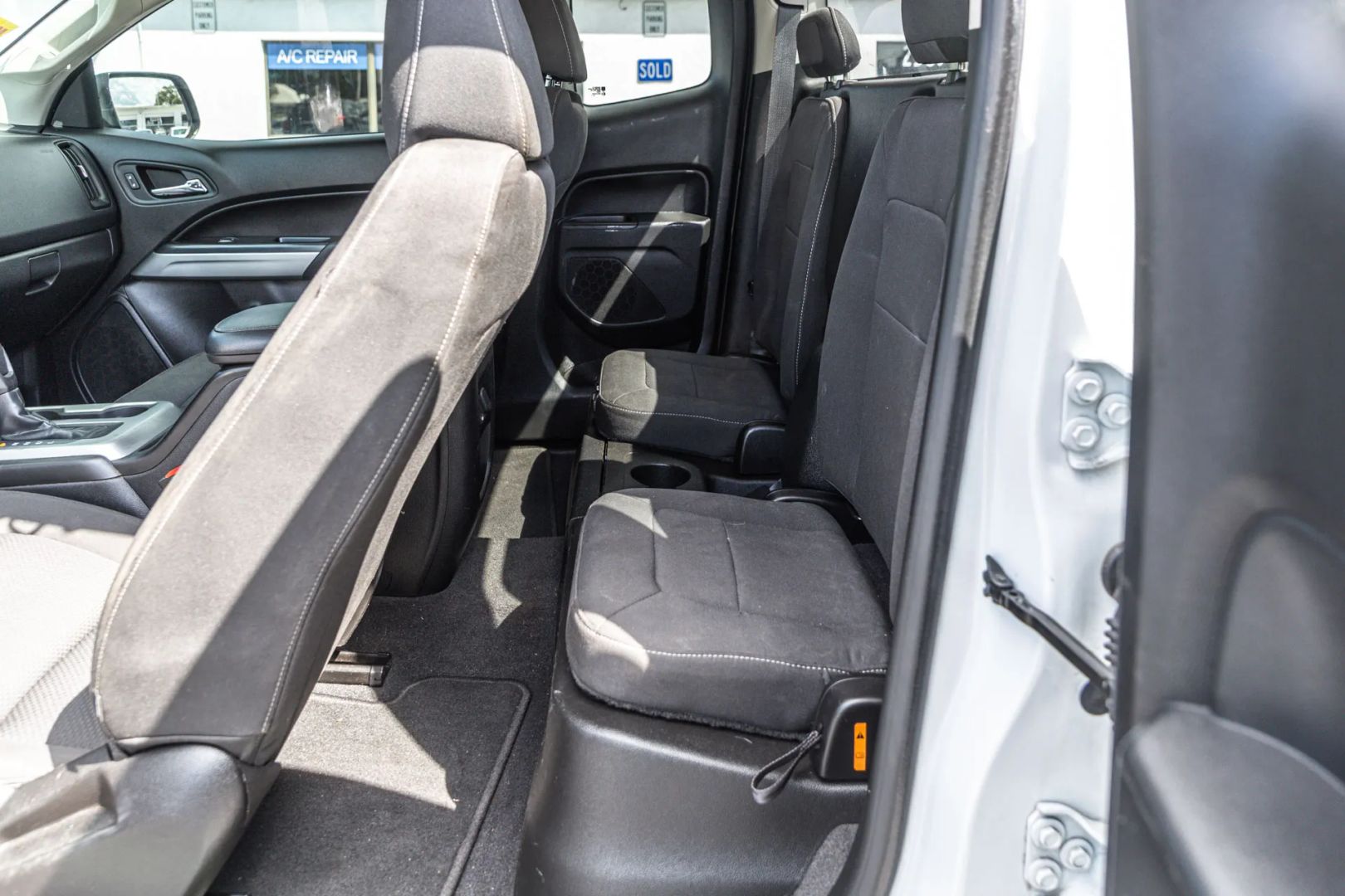 Photo 55 of this Chevrolet Colorado