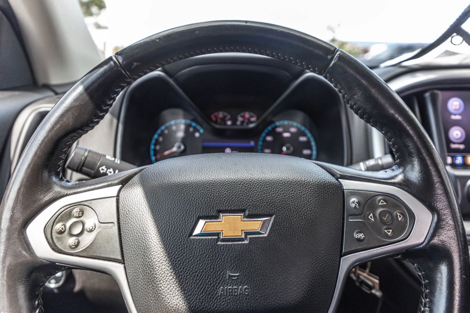 Photo 75 of this Chevrolet Colorado