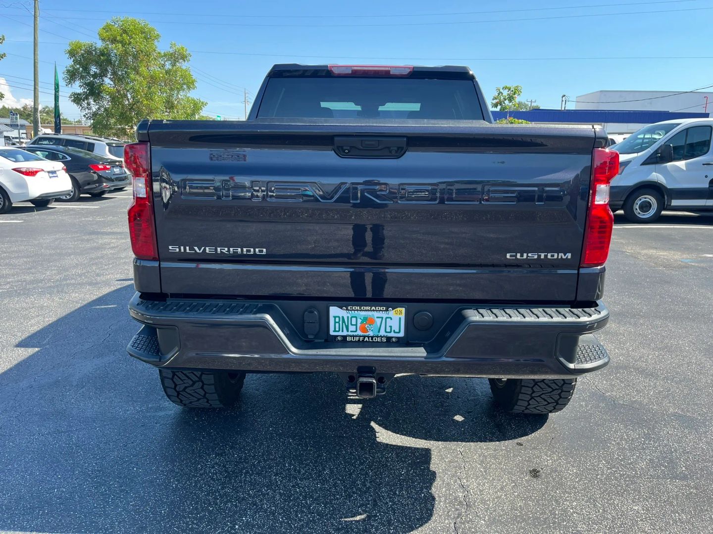 Chevrolet Silverado photo 13