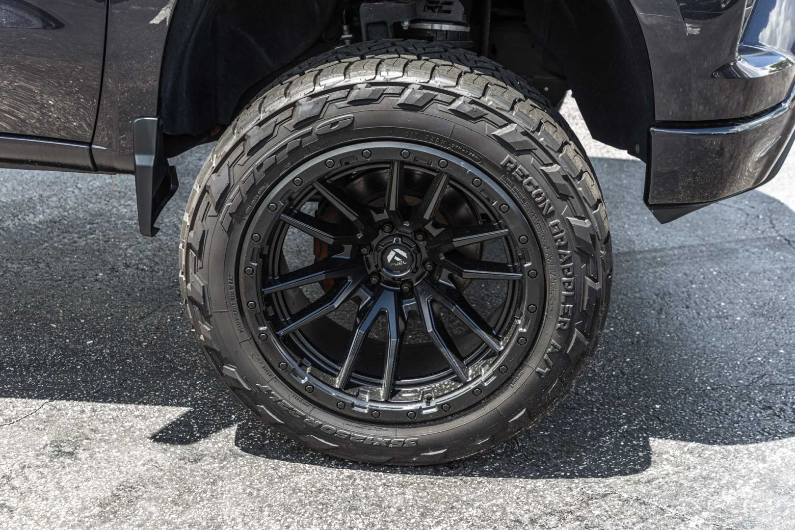 Chevrolet Silverado photo 45