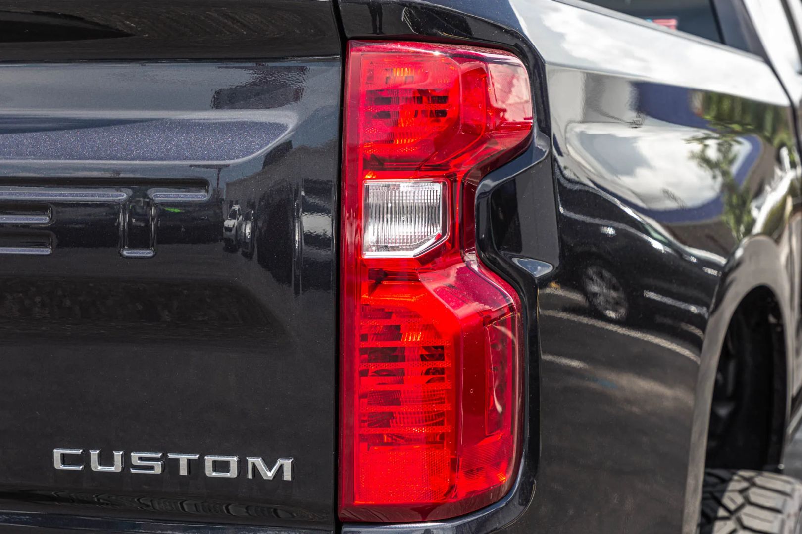 Chevrolet Silverado photo 52
