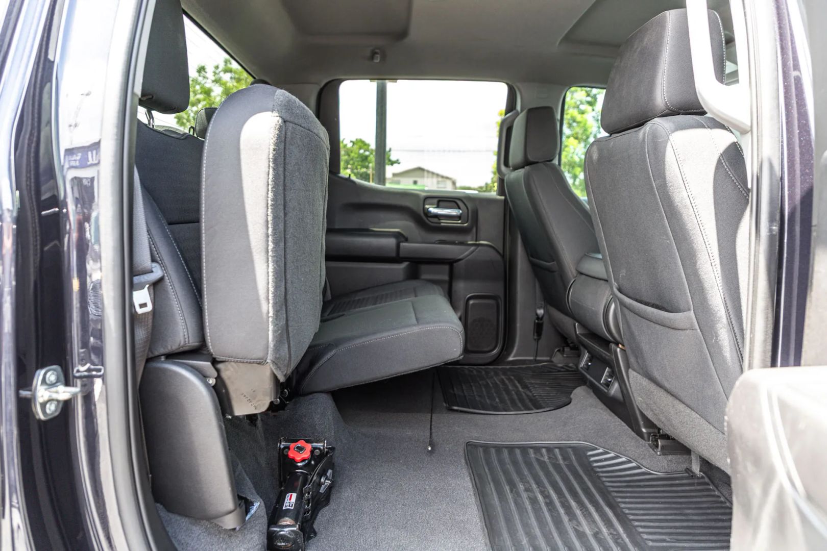 Chevrolet Silverado photo 63